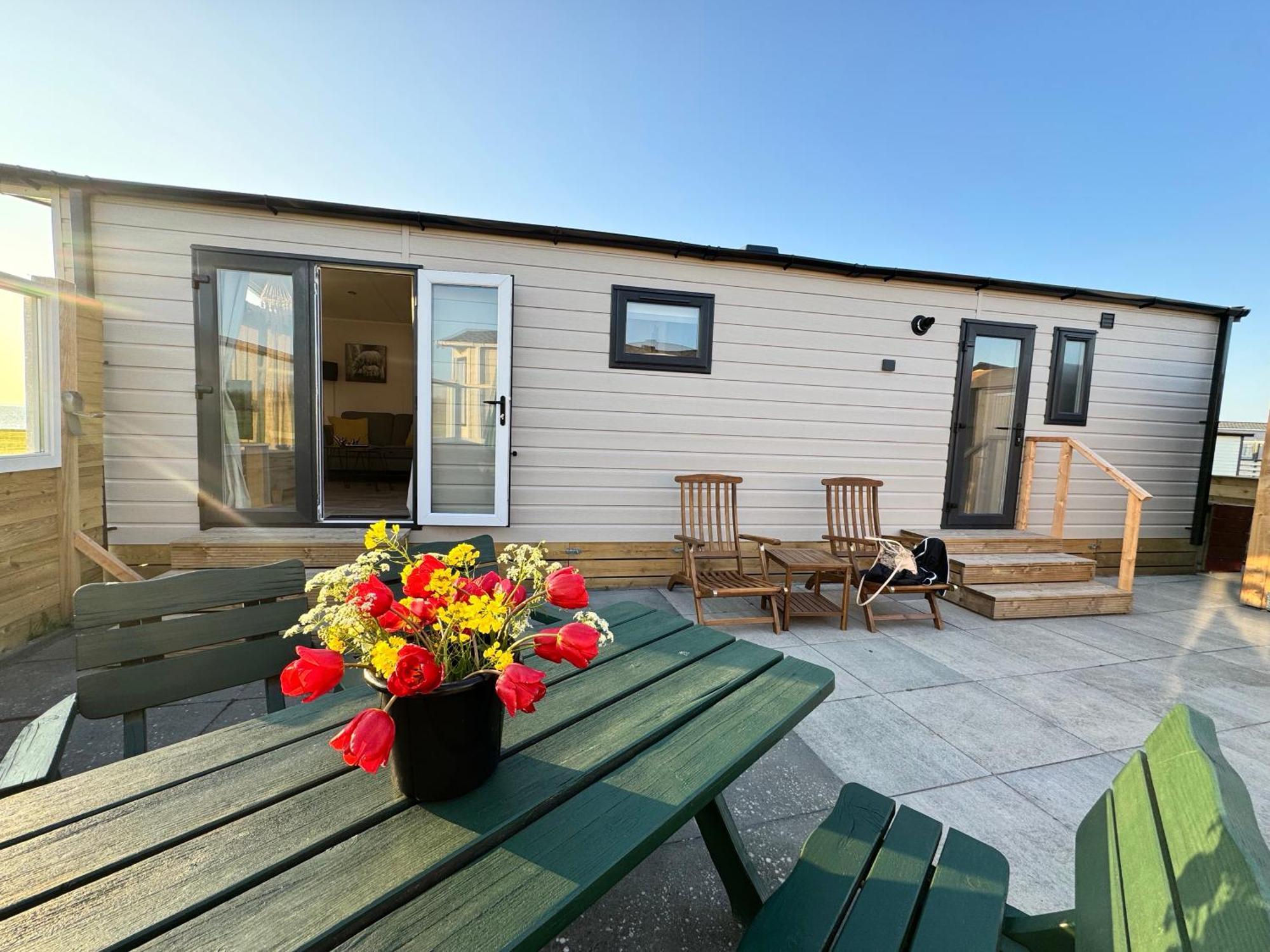 Prachtig Chalet Merel Westerland Exterior foto